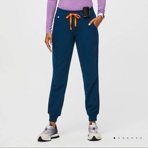Figs Deep Reef size S petite Zamora Jogger scrubs
